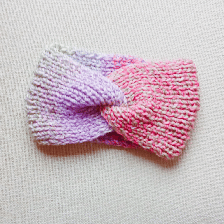 HAND KNIT Ladies Topical Peach Headband