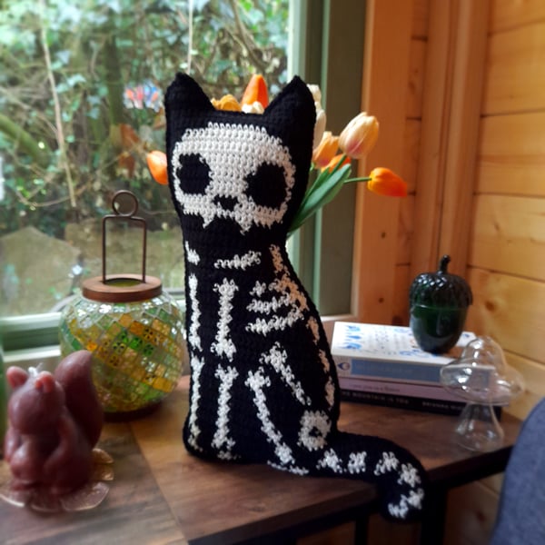 Spooky Cat Crochet Mini Cushion with sparkling bones