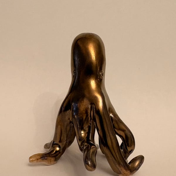 Gold octopus