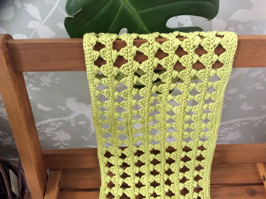 Crochet Doily, centrepiece in Lime cotton