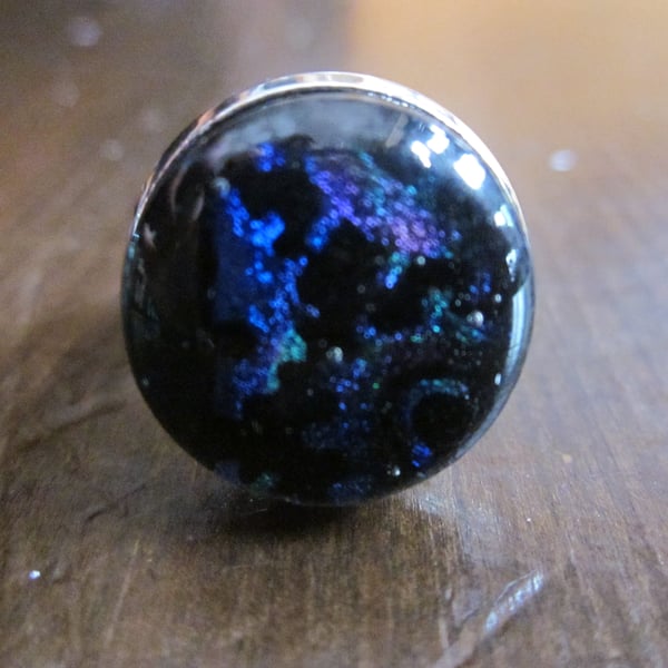 Handmade glass cabochon modern ring - Purple steampunk dichroic