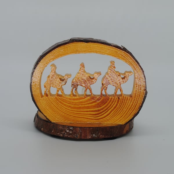 Christmas Decoration - Wood Slice Tea Light Stand '3 Wise Men on Camels'