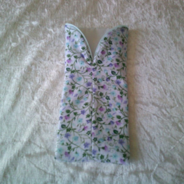 Tiny Flowers with Pale Blue Bias Binding Glasses Case