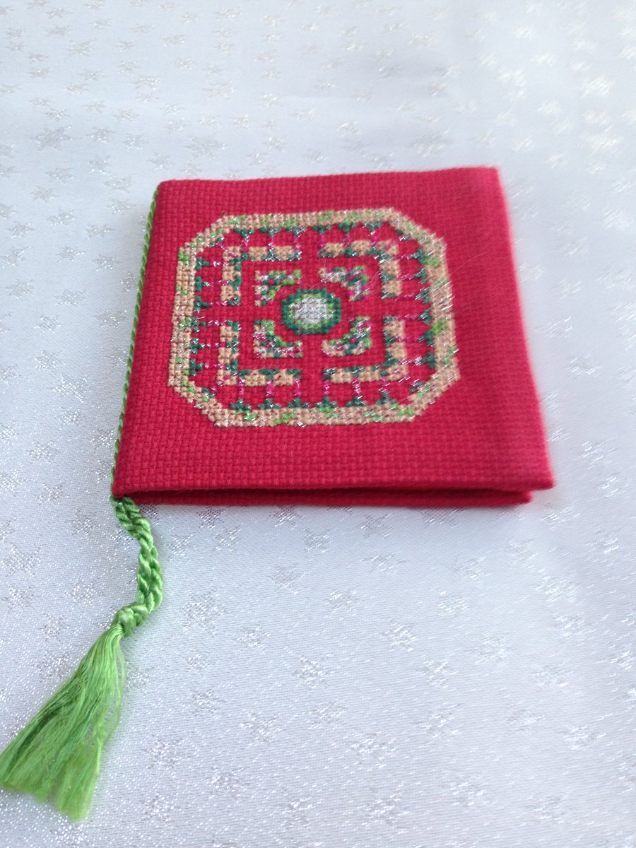 Cross Sttch Sewing Needle Case