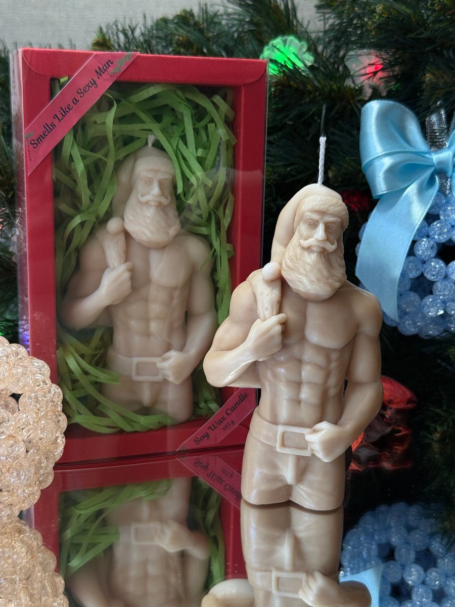 Santa Claus Soy Candle – Funny Christmas Gift – Cheeky Santa Decoration 