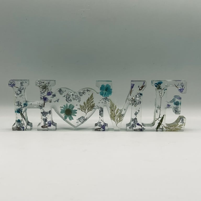 Resin 'Home' Decoration Real Dried Flowers and Silver Leaf - Home in Bloom