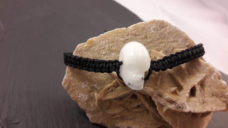 Unisex White Jasper Skull on Black Macrame Adjustable Bracelet