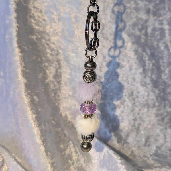 Fluffy bead keyring 