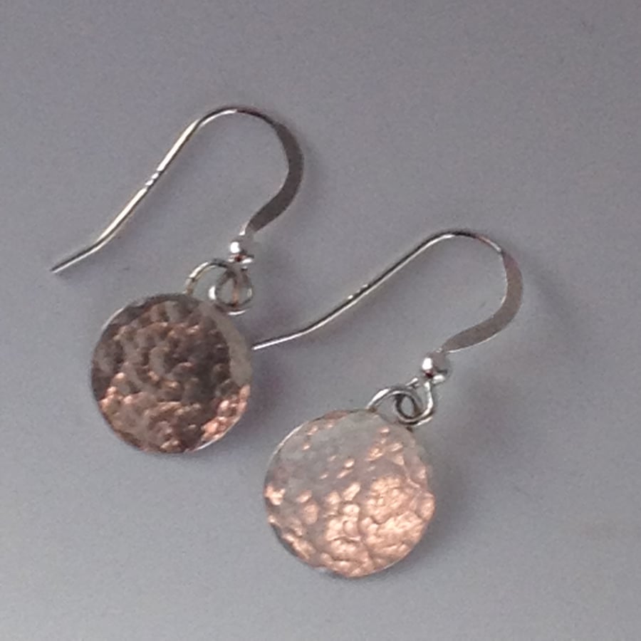 Hammered silver disc earrings