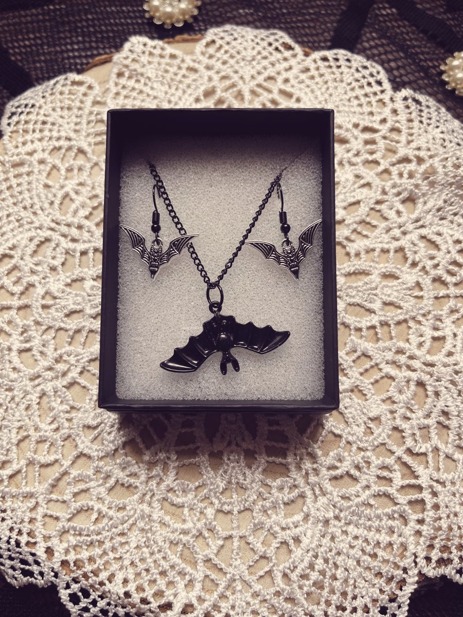 Witchy bat necklace and earring set