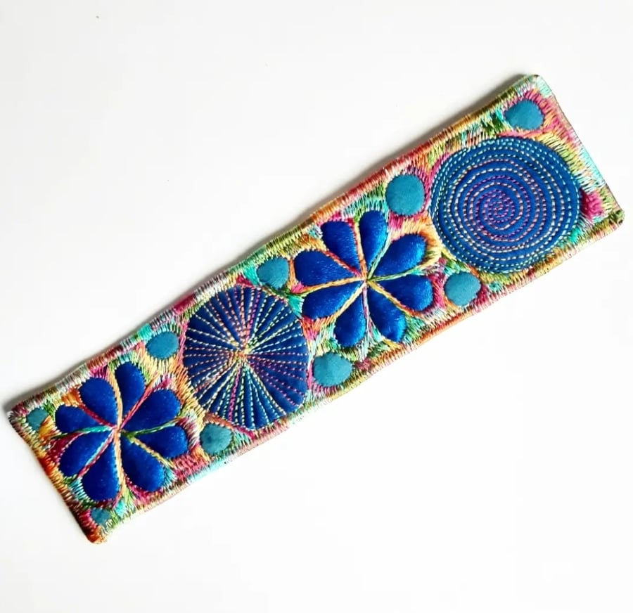 Bookmarks - Textile with Machine Embroidery Bookmark