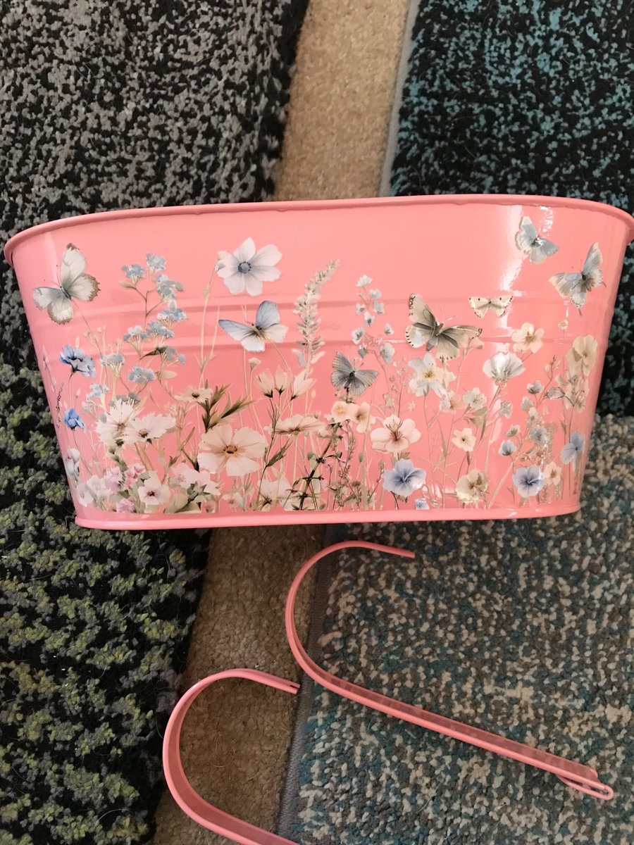 Fence planter peach with floral motif 