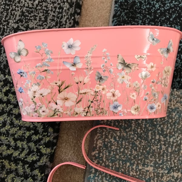 Fence planter peach with floral motif 