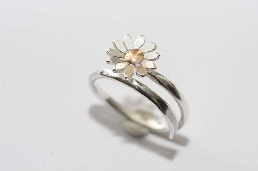 Silver Daisy Ring with 18ct Gold
