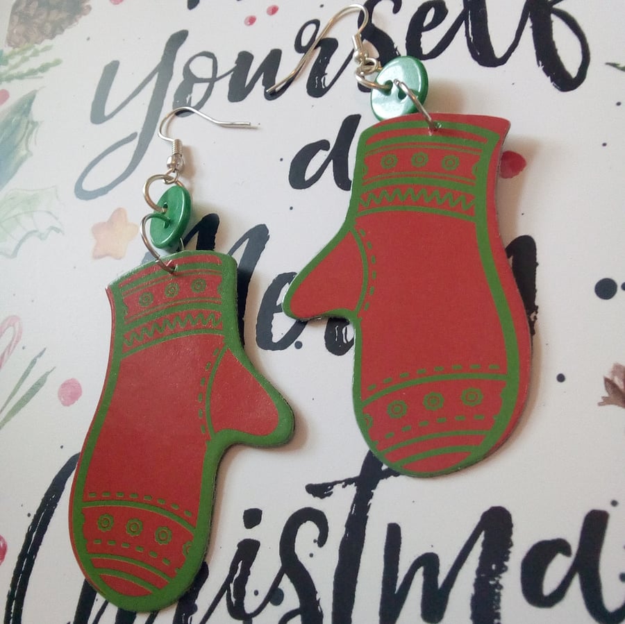 Mittens Christmas Festive Magnet Charm Earrings