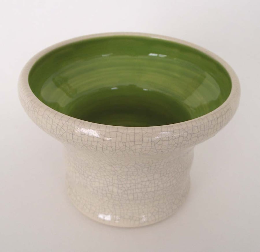 Special price Ceramic hand thrown crackle pot with bright glaze