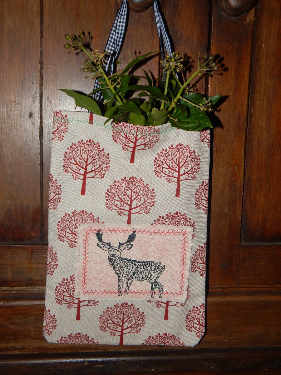 Stag Screen Printed Fabric bag -Beige and red tree patterned 19x28cm