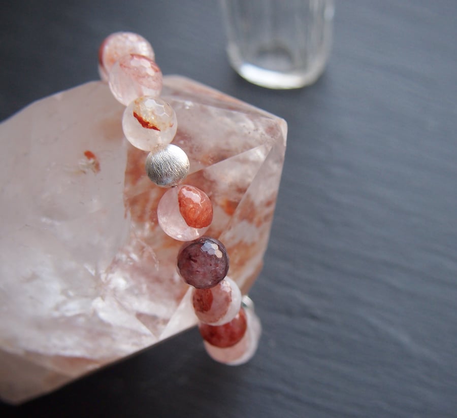 Strawberry quartz bangle