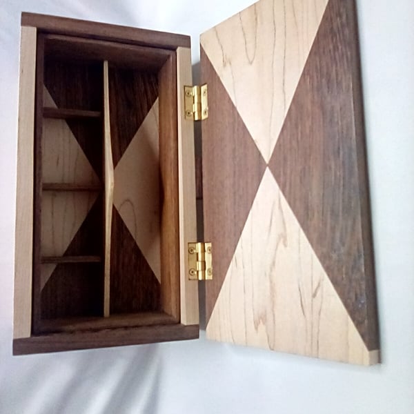 Jewellery box