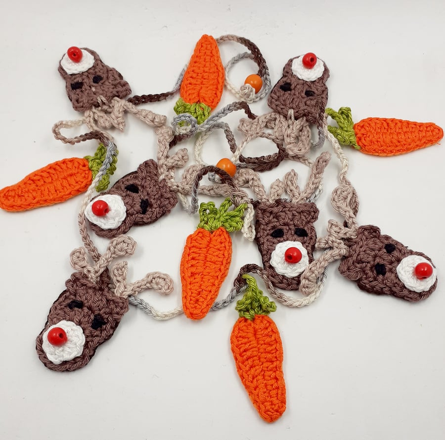 Crochet Rudolph and Carrots Mini Garland 