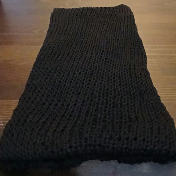 unisex adult cashmere and silk hand knitted black scarf