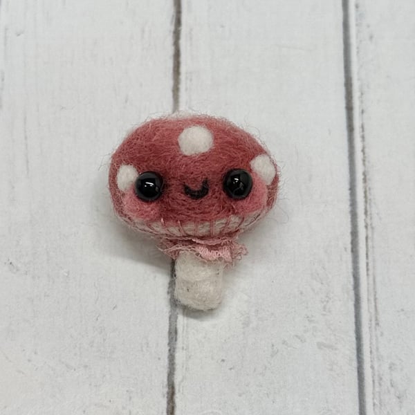 Mini Mushroom Pink No Teeth