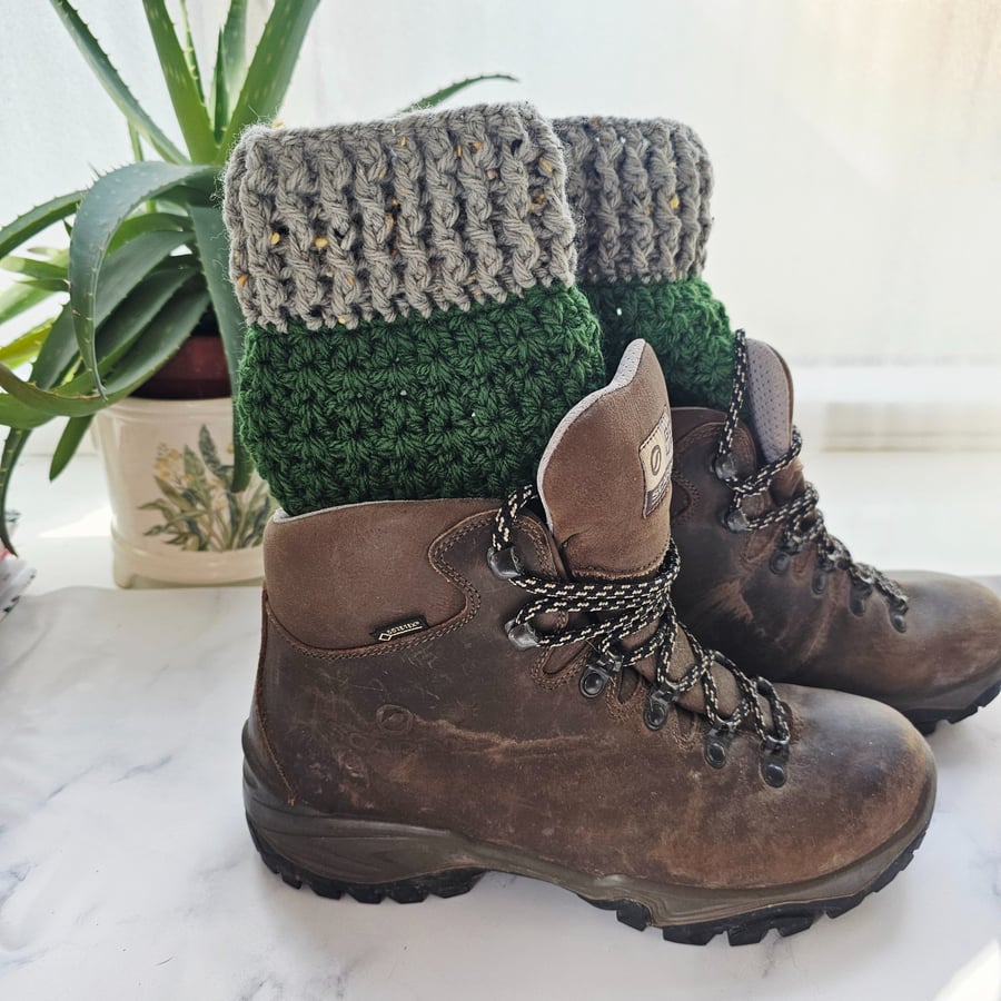 Two-Tone Forest Green Crochet Boot Cuffs