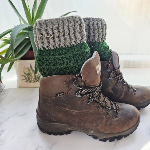 Two-Tone Forest Green Crochet Boot Cuffs