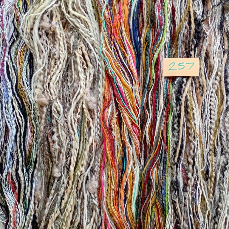 Weaving yarns, thrums and fibres, textured creative threads