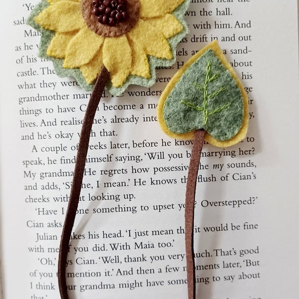 Handmade Felt Sunflower Bookmark