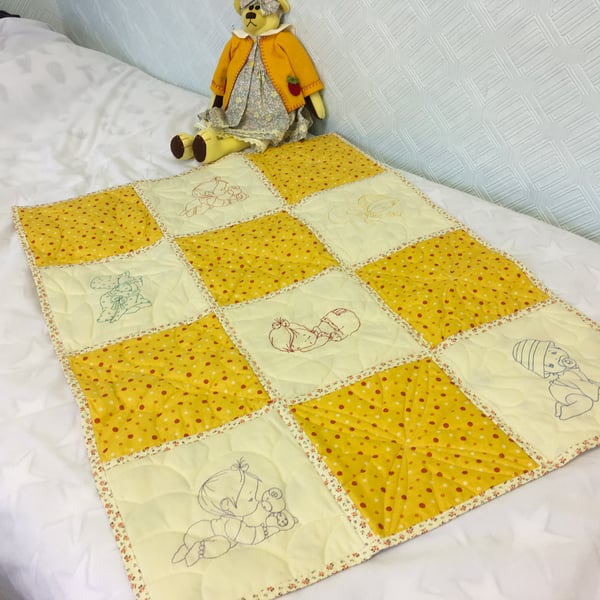 Sunny Quilt for a Little Girl. Cosy Wrap, Bed Coverlet, Comforter, Play-mat.