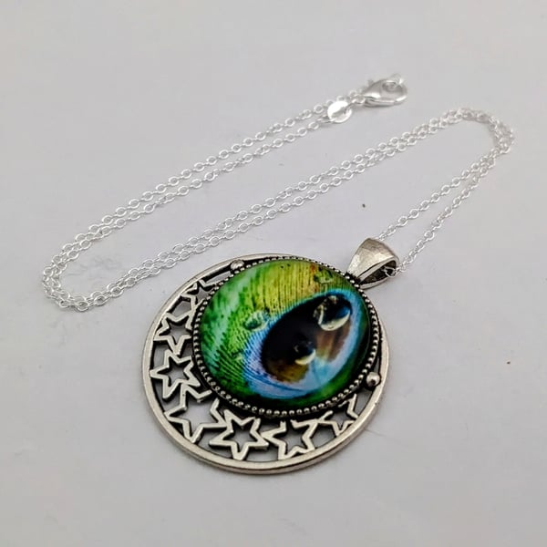Green peacock feather necklace
