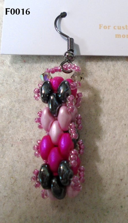 Brickwork-pattern bead earrings (customisable)