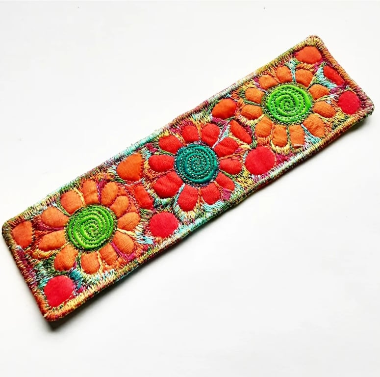 Bookmarks - Textile with Machine Embroidery Bookmark