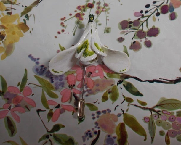Welcome Spring WHITE SNOWDROP PIN Brooch Lapel Flower Pin HANDMADE HAND PAINTED