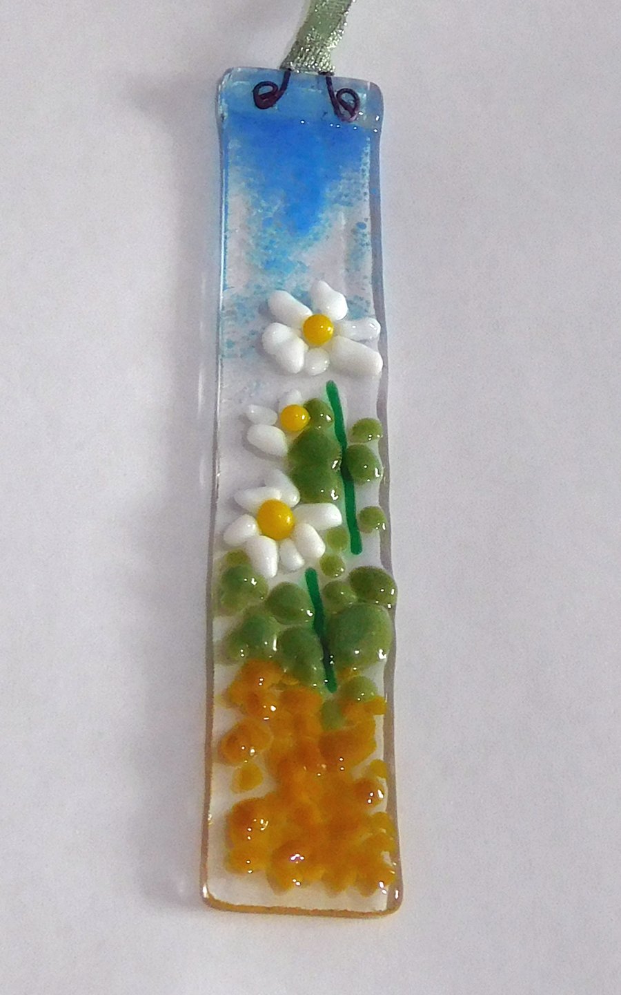 Fused Glass Daisy Suncatcher or Wallhanging