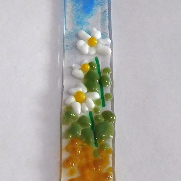 Fused Glass Daisy Suncatcher or Wallhanging