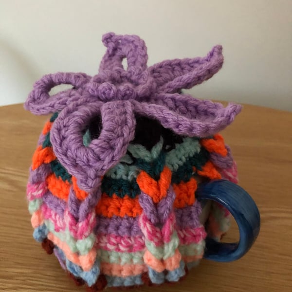 Tea Cosy Hand Crocheted Hibiscus Flower Pattern Multi Colour 4-6 Cup (R529)