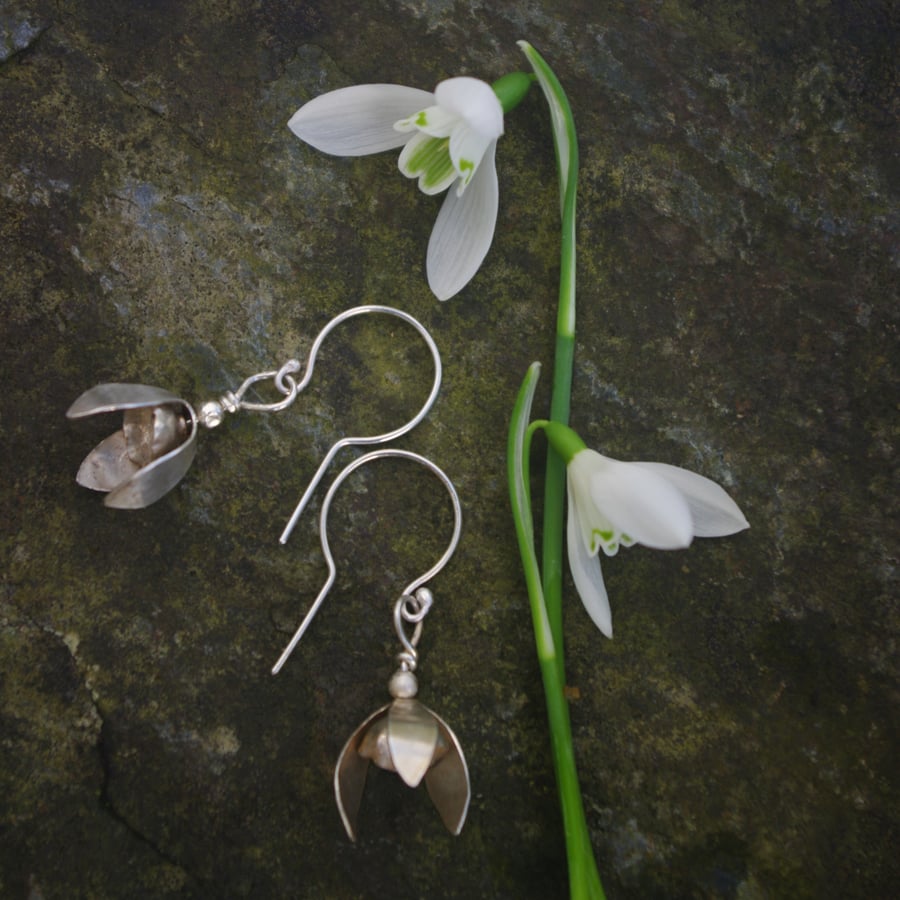 Silver Snowdrop Dangle Earrings 