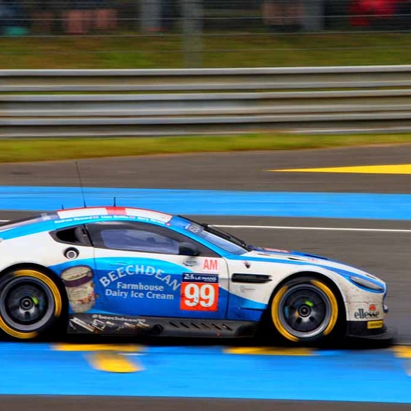 Aston Martin V8 Vantage 24 Hours of Le Mans 2016 Photograph Print