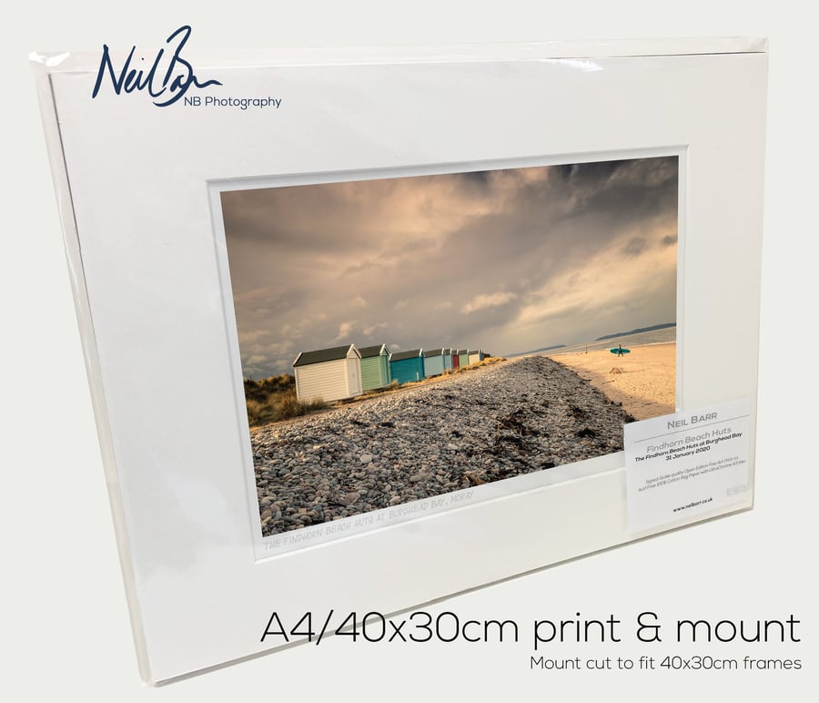 Findhorn Beach Huts, Burghead Bay, Moray, Scotland - A4 (40x30cm) Unframed Print