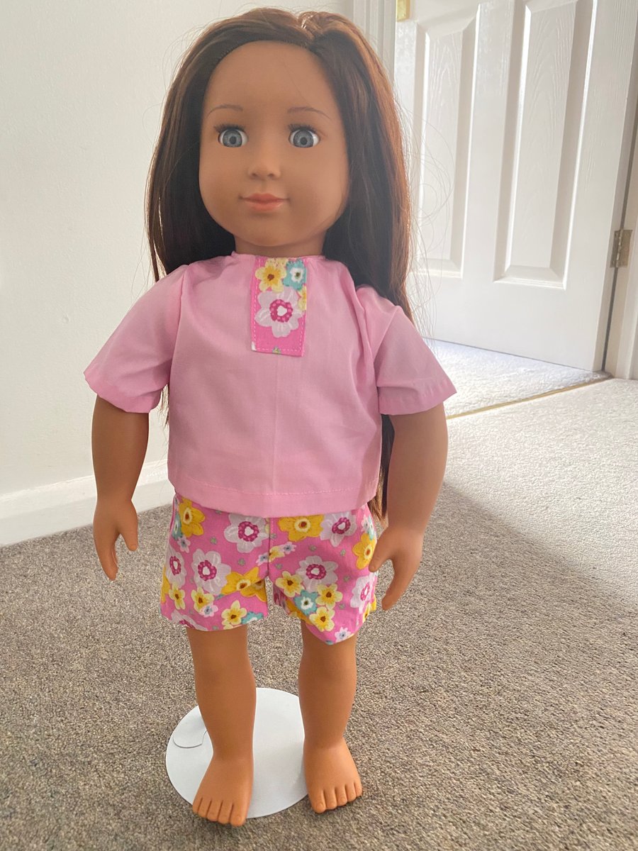 Dolls clothes shorts outfit