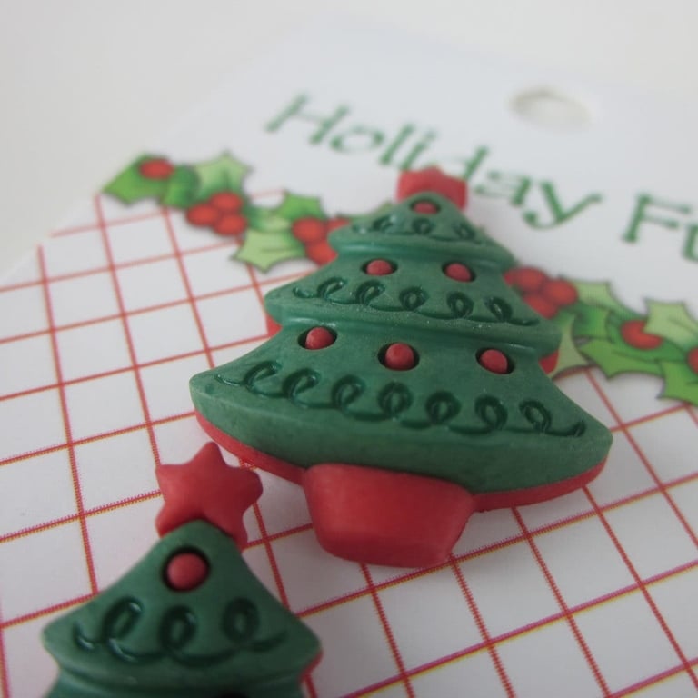 Cute and Chunky Green Christmas Tree Buttons