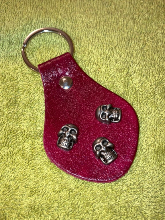 Red Leather Keyring - 3 Grinning Skull Heads - FREE SHIPPING