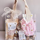 PAMPER GIFT BAG