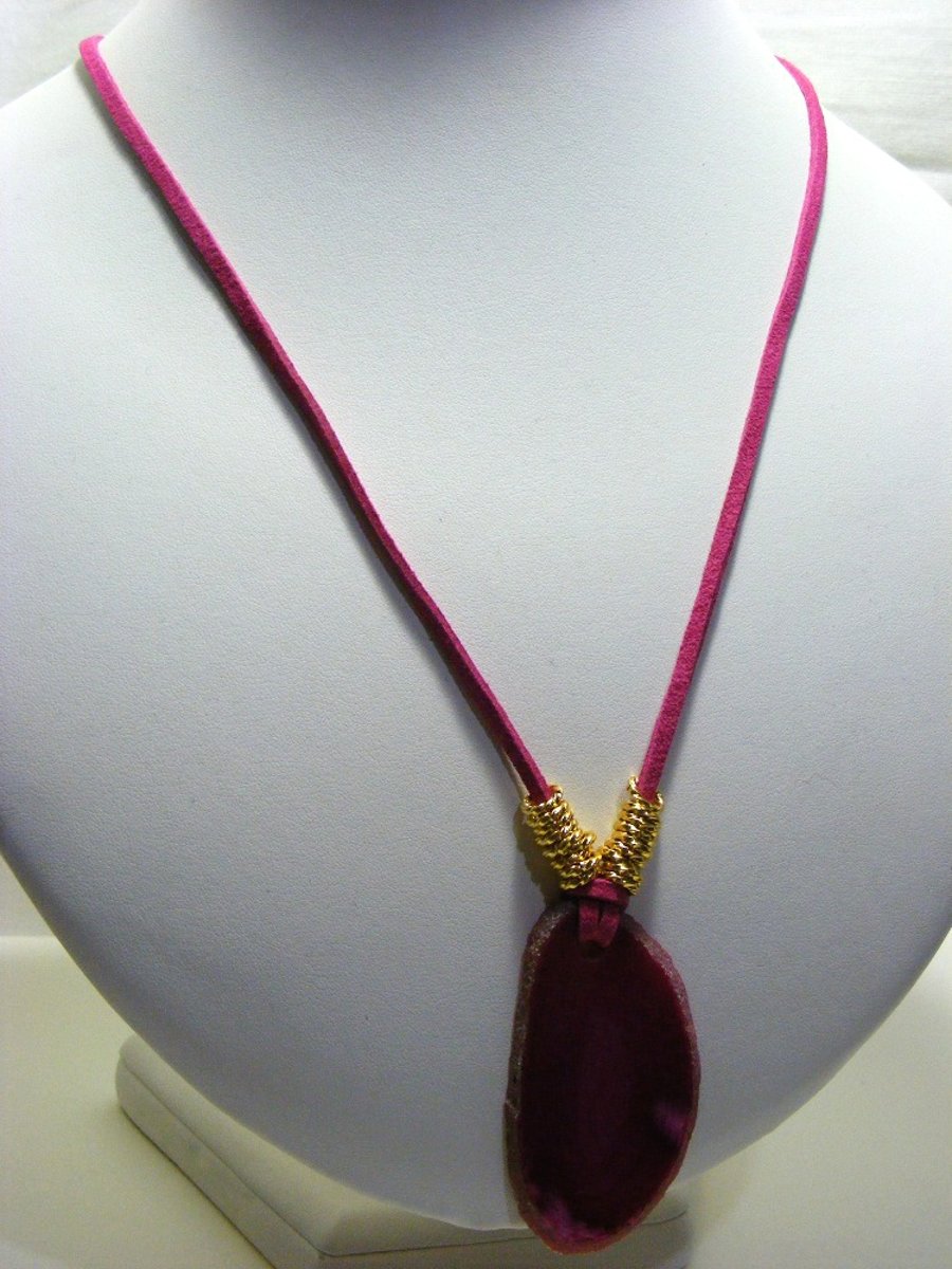 Fuchsia Agate Gemstone Pendant Necklace