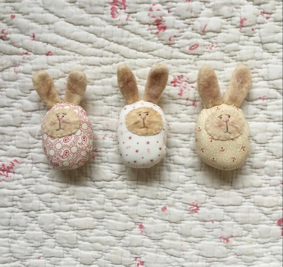 Easter bunnies set of three