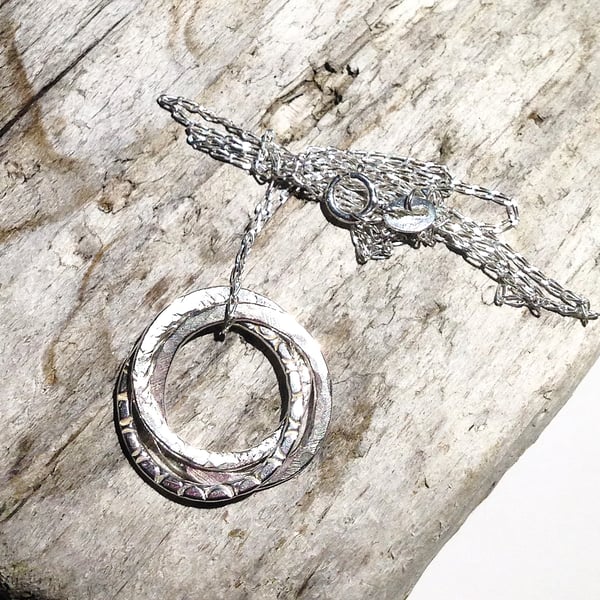 Sterling Silver Intertwined Rings Style Hoop Pendant (NKSSPDHP3) - UK Free Post