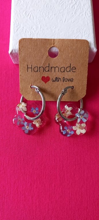 Silver hoop dried flower charm earrings,Forget me not jewellery,Creole latchback
