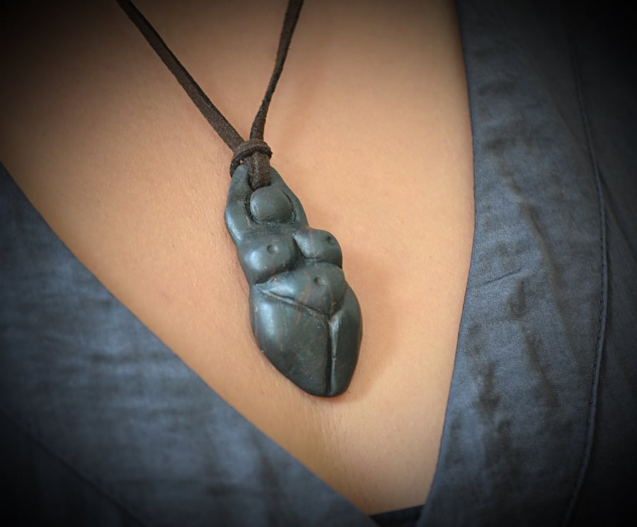  Earth Goddess Necklace Sculpture pendant Handmade Wicca Pagan Witch 